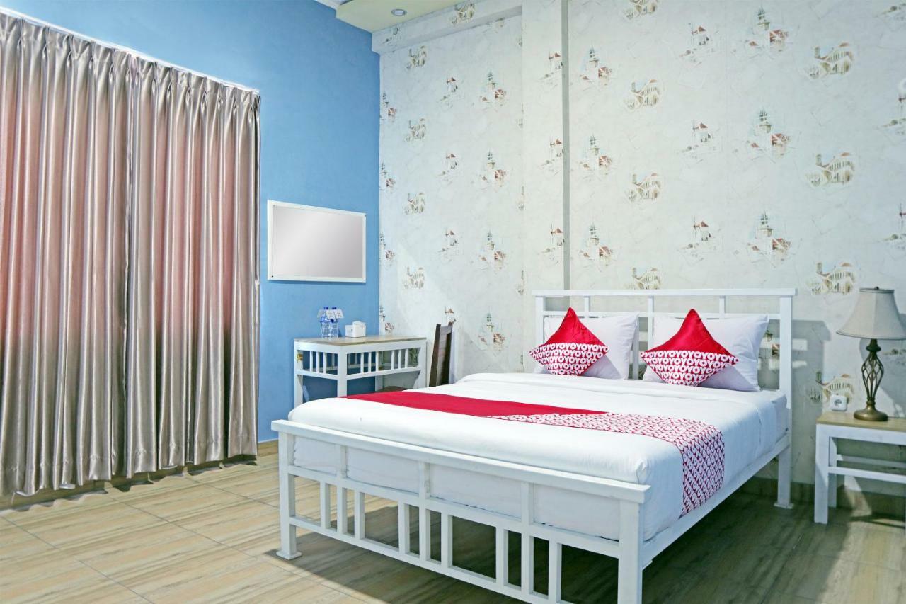 Oyo 1386 Hotel Grand Gabelo Bukittinggi Exteriér fotografie