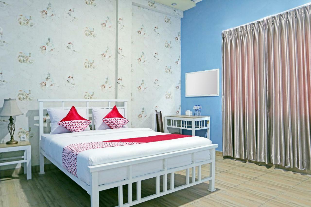Oyo 1386 Hotel Grand Gabelo Bukittinggi Exteriér fotografie