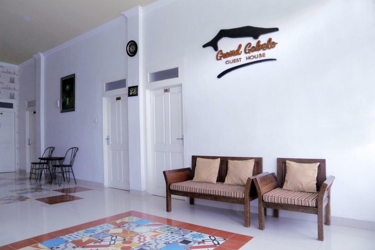 Oyo 1386 Hotel Grand Gabelo Bukittinggi Exteriér fotografie